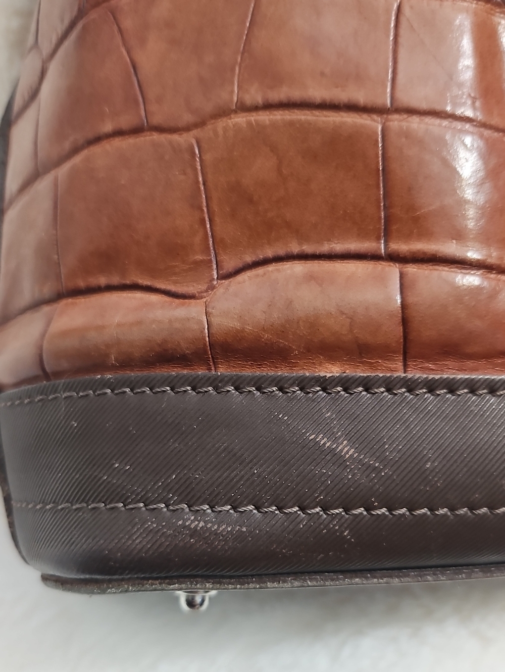 Dooney & Bourke Vintage Croc Embossed Leather Shoulder Tote Bag Brown - Picture 4 of 12